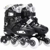 کفش اسکیت اسکوتر با ست کامل نو  وآکبند|دوچرخه، اسکیت، اسکوتر|تبریز, |دیوار