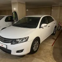 آریو اتوماتیک 1600cc، مدل ۱۳۹۷