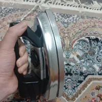 ۲ تا قیچی و ۱ دونه اتو