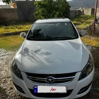 جک J5 اتوماتیک 1800cc، مدل ۱۳۹۳