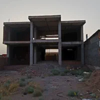 ۴۰۰متر بتنی نیمه ساز نصف قیمت بدلیل جابجایی