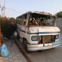 مینی بوس بنز تصادفی