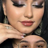 میکاپ و شنیون عروس و همراهی /آموزش میکاپ|خدمات آرایشگری و زیبایی|مشهد, وکیل‌آباد|دیوار