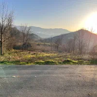 فروش/تهاتر زمین 1995متر بر اصلی روستای دره جیر|فروش زمین و ملک کلنگی|لاهیجان, آهندان|دیوار