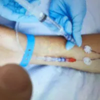 تزریقات،سرمتراپی،آزمایش درمنزل شبانه روز مزوتراپی|خدمات آرایشگری و زیبایی|تهران, منیریه|دیوار
