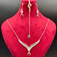 (فروشگاه بدلیجات آمیتیس)ست جواهری طرح طلا
