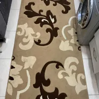 دو‌عدد قالیچه ۴متری ومتری ویک عدد پادری