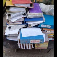 خرید انواع کتاب و دفتر باطله روزنامه و مجله و...|عمده‌فروشی|بومهن, |دیوار