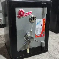 گاوصندوق در بچه دار با قفل