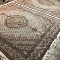 فرش جفت۱۲متری(۲۴متر)نقشه ماهی،رج۴۰،متن کرم|فرش|تبریز, |دیوار