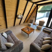 کلبه سویسی استخردار نوساز|اجارهٔ کوتاهمدت ویلا و باغ|رشت, امین الضرب|دیوار