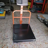 باسکول ۳۰۰ کیلوگرمی با کفه ۴۰در۵۰ سنگین