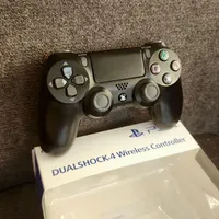 دسته اصلی  اورجینال  به شرط با مهلت تست  ps4|کنسول، بازی ویدئویی و آنلاین|شیراز, آزادگان|دیوار