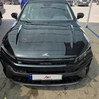 کی‌ام‌سی J7، مدل ۱۴۰۲