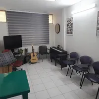 اجاره ماهانه و روزانه و ساعتی کلاس و همایش|اجارهٔ کوتاه‌مدت دفتر کار و فضای آموزشی|اصفهان, نقش جهان|دیوار