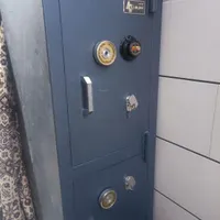 بازگشایی درب گاوصندوق باز کردن قفل گاو صندوق