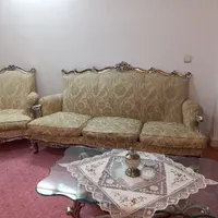 مبل ۷ نفره سلطنتی چوب سرخ دار|مبلمان خانگی و میز عسلی|قائم‌شهر, |دیوار