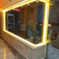 ۱۶ متر مغازه واقع در چهارباغ عباسی