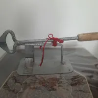 قندشکن پایی برپایی