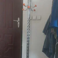 یک عدد آویز کاملا نو
