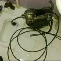 لوله بازکنی و تخلیه چاه ماهر (حسینی)