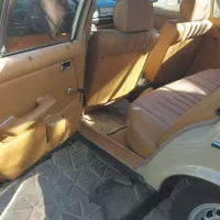 بنز مدل ۹۸۰ میلادی  رنگ کرم ۲۳۰|خودرو کلاسیک|اصفهان, آبشار|دیوار