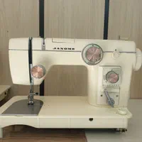 چرخ خیاطی ژانومه مدل 802 اصل ژاپن کارکرده|چرخ خیاطی و ریسندگی|شیراز, زند|دیوار