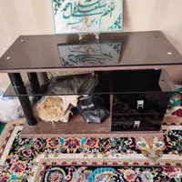 تلویزیون ۲۱ LG سالم و تمیز با میز|تلویزیون و پروژکتور|اصفهان, دارک|دیوار