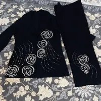 کاره مونجوق دوزی وسنگ دوزی|لباس|سراب, |دیوار