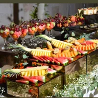 فینگرفود ،سالاد ،دسر ،کیک ،غذاهای سنتی