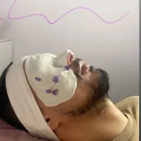 پاکسازی و فیشال تخصصی پوست بانوان و آقایان در مطب