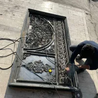 درب پنجره. فریم اهنی