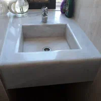 روشویی سنگی سفید و کرم|لوازم سرویس بهداشتی|اراک, |دیوار