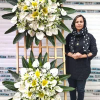 پایه گل تاج گل