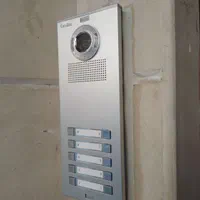 نصب و تعمیر آیفون تصویری|خدمات پیشه و مهارت|رشت, دیانتی|دیوار