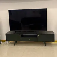 مبل ۵ نفره با میز تلویزیون و کنسول تمیز و سالم