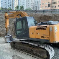 بیل مکانیکی هیوندا ۲۱۰|خودرو سنگین|تهران, دریاچه شهدای خلیج فارس|دیوار