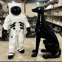 شیر سنگی پایه چراغ و پایه پرچم|مجسمه، تندیس، ماکت|آستارا, |دیوار