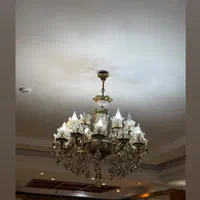 لوستر ۱۲ شاخه ۲۴ شعله برنز و کریستال عظیمیه