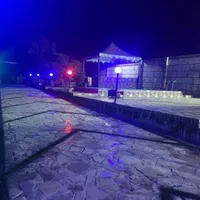 اجاره باغ مبله|اجارهٔ کوتاهمدت ویلا و باغ|شیراز, بید زرد|دیوار