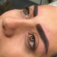 میکروبلیدینگ ابرو۸۹۰ تومان تعداد