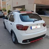 کوییک دنده‌ای R، مدل ۱۴۰۰