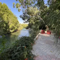 اجاره ویلای لب اب دوخواب استخر روباز باغبهادران|اجارهٔ کوتاه‌مدت ویلا و باغ|لنجان, |دیوار