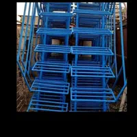 پله اهنی فلزی پیچ گرد گردان صاف نرده نردبان  مغازه