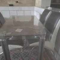 فروش فوری میز ناهار. خوری