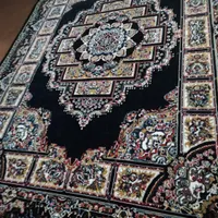 یه عدد قالی 9متری نونو اصلا استفاده نشده
