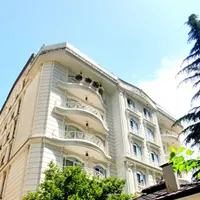 فروش آپارتمان ۲۰۵ متری ۳ خوابه در فرمانیه شرقی