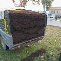 خاک برگ و کمپوست جنگلی