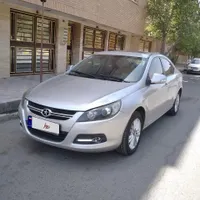 جک J5 سفارشی اتوماتیک 1800cc، مدل ۱۳۹۴