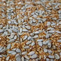 سوهان بادام جزغاله و چیزای دیگه بگو آیدی بدم ببینی|خوردنی و آشامیدنی|مشهد, رضاییه|دیوار